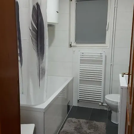 Idealna Kuca Za Odmor, * Pale